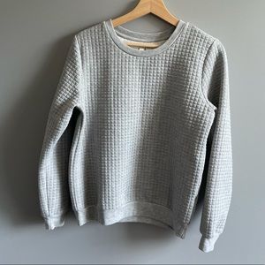 Forever 21 Grey Grid Texture Crewneck Sweater Sz M